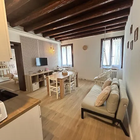 Wood 32 Family -Apartment Rovigo Buitenkant foto